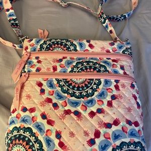 Vera Bradley Harry Potter Lina’s Medallion Triple Zip Hipster Crossbody